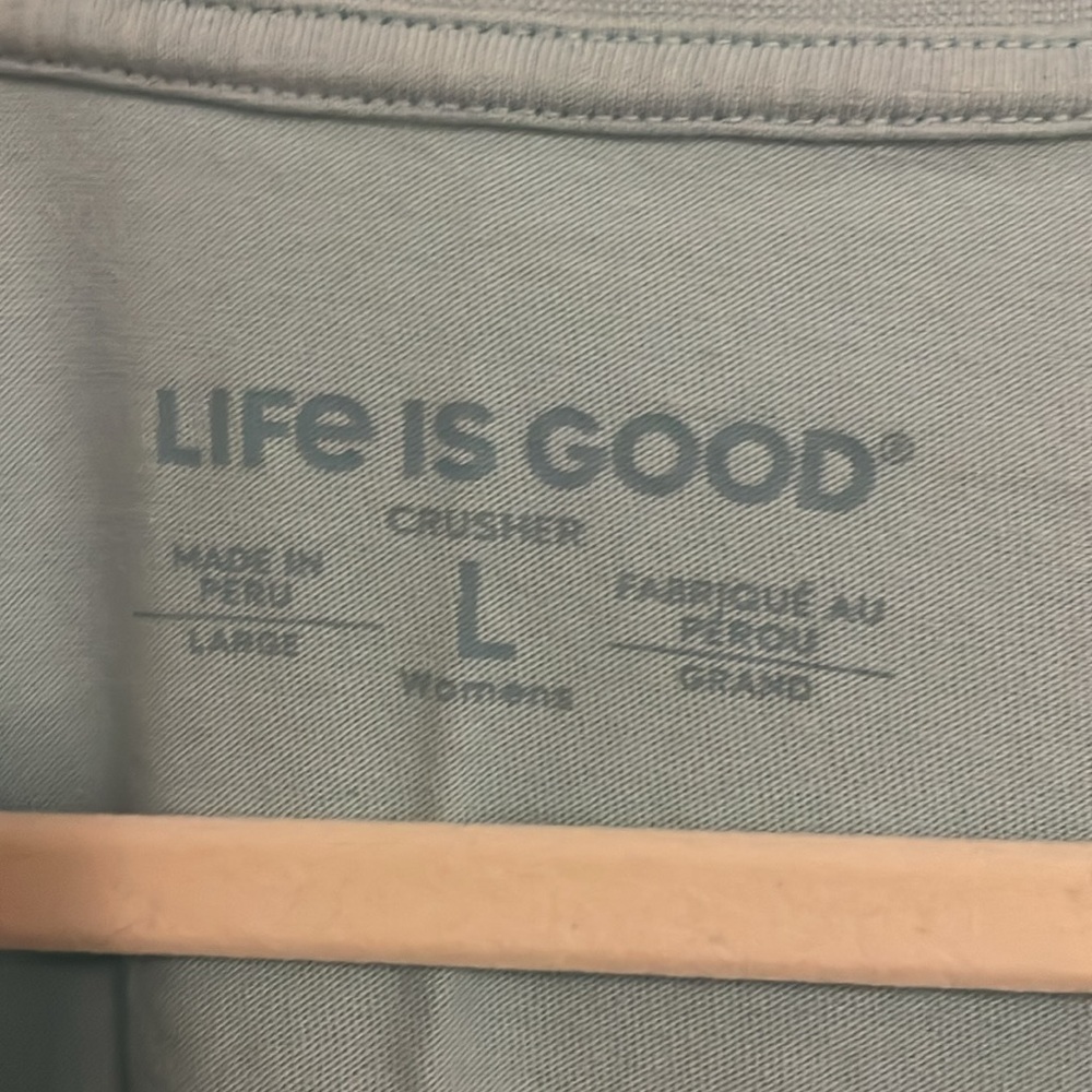 Life Is Good "Keep It Simple" Wine and Flip Flops V-neck Tee - Picture 4 of 6